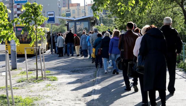 Журналістами року в Укрінформі стали Юлія Байрачна і Геннадій Мінченко