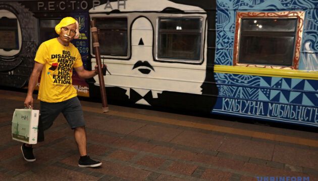 Журналістами року в Укрінформі стали Юлія Байрачна і Геннадій Мінченко