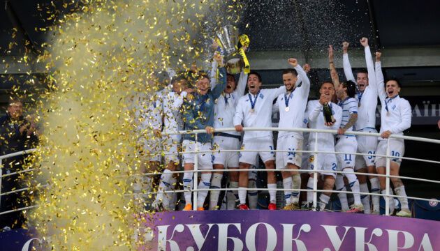 Журналістами року в Укрінформі стали Юлія Байрачна і Геннадій Мінченко