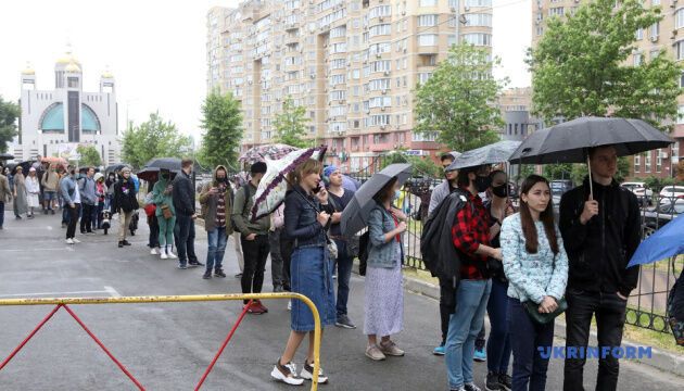 На вихідні в Україні запрацювали 10 центрів вакцинації