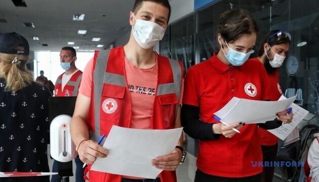 На вихідні в Україні запрацювали 10 центрів вакцинації