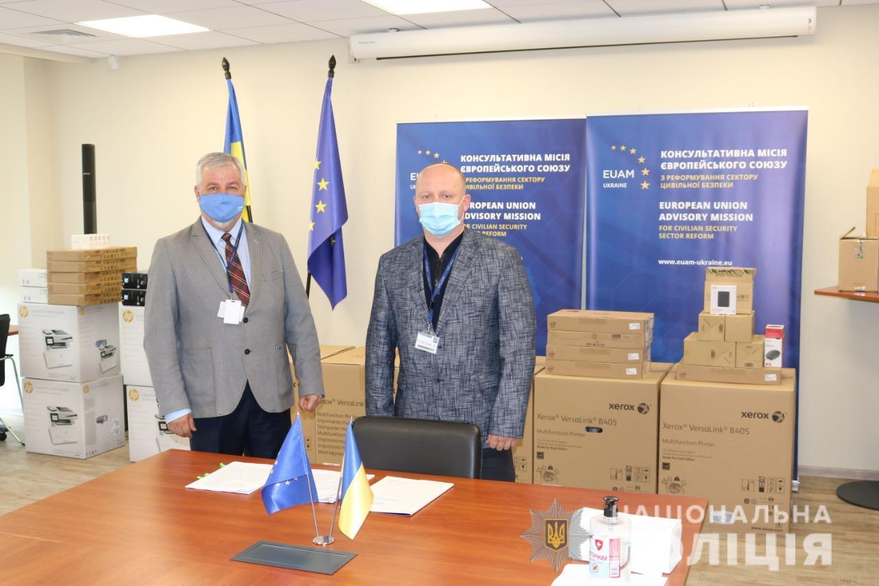 Поліцейські Одещини отримали нове технічне обладнання від Консультативної місії Європейського союзу в Україні