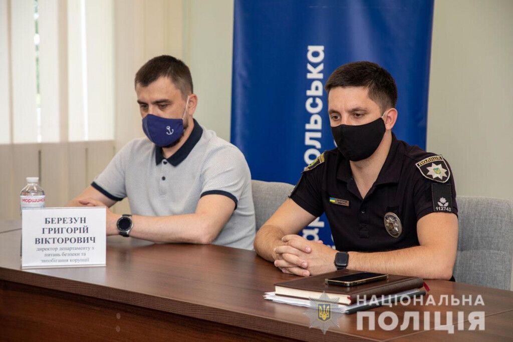 У населених пунктах поблизу Маріуполя стартує проєкт «Поліцейський офіцер громади»