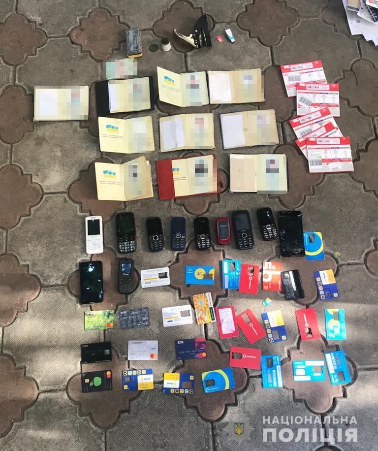 Викрадення, вимагання, розбій та заволодіння нерухомістю на 14 млн грн: на Одещині учасники злочинного угруповання постануть перед судом