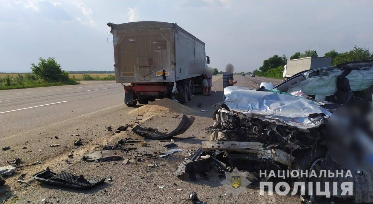 Поліцейські розслідують смертельну ДТП в Роздільнянському районі