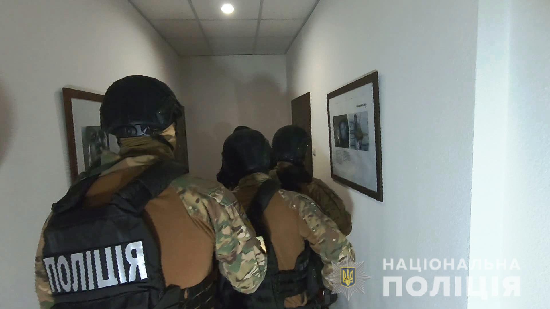 Кіберполіція викрила жителів Одеси в інтернет-шахрайстві з продажу електронної та оргтехніки