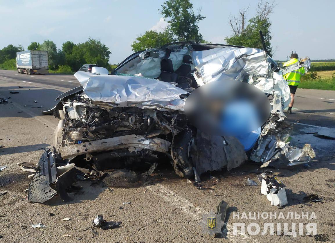 Поліцейські розслідують смертельну ДТП в Роздільнянському районі