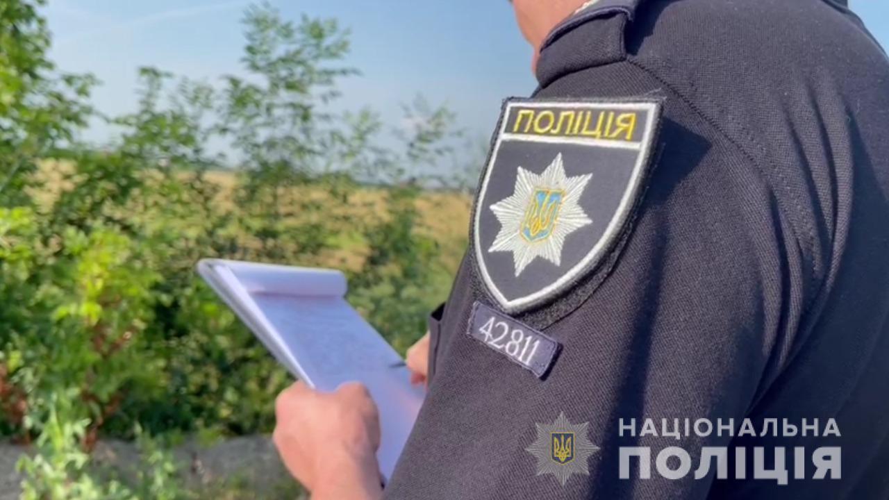 В Одеському районі правоохоронці виявили схрон зі зброєю та боєприпасами