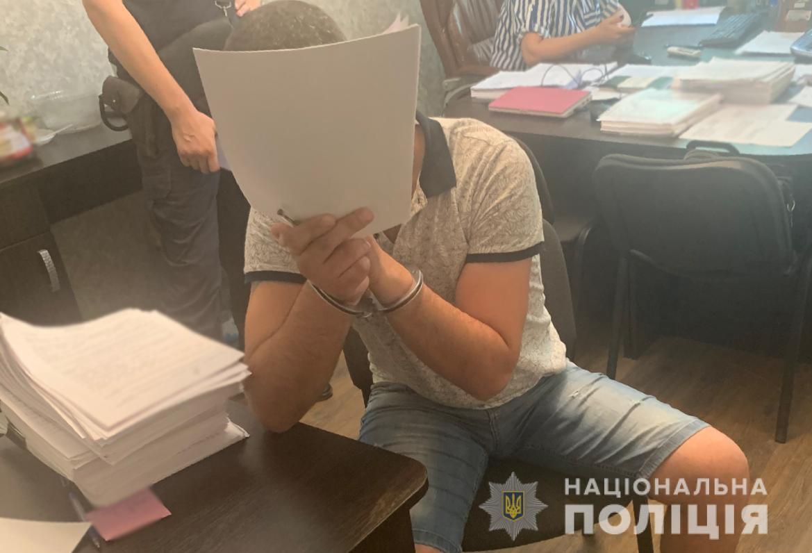 В Одесі поліцейські оперативно затримали громадянина сусідньої держави за підозрою в квартирній крадіжці