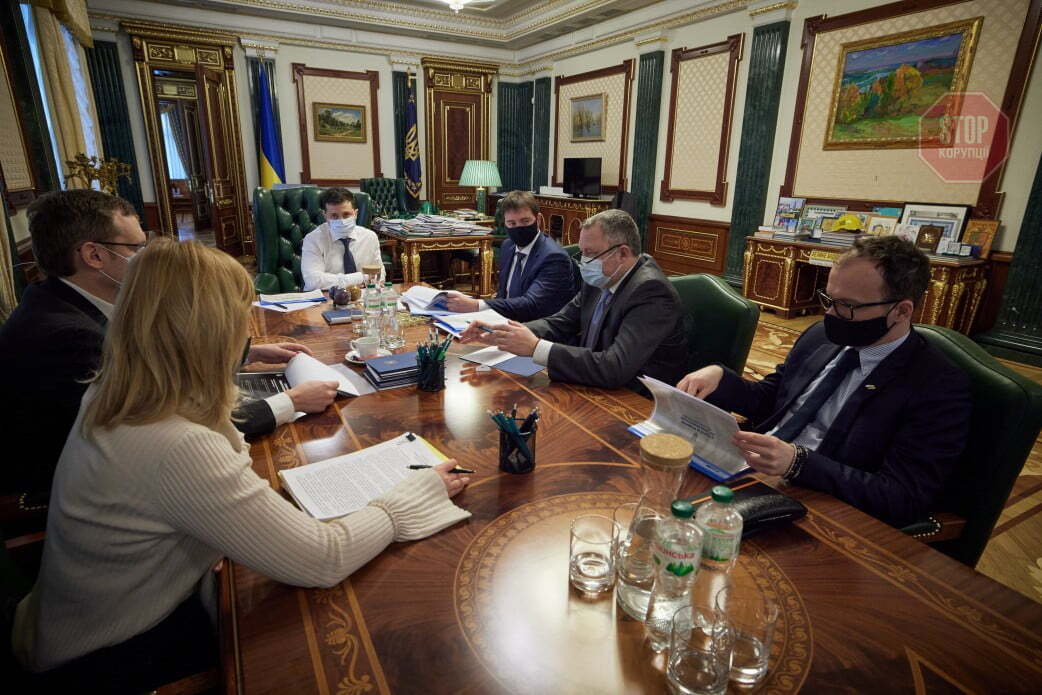  Президент наголошує на важливості проведення реформи судової системи. Фото: ОПУ
