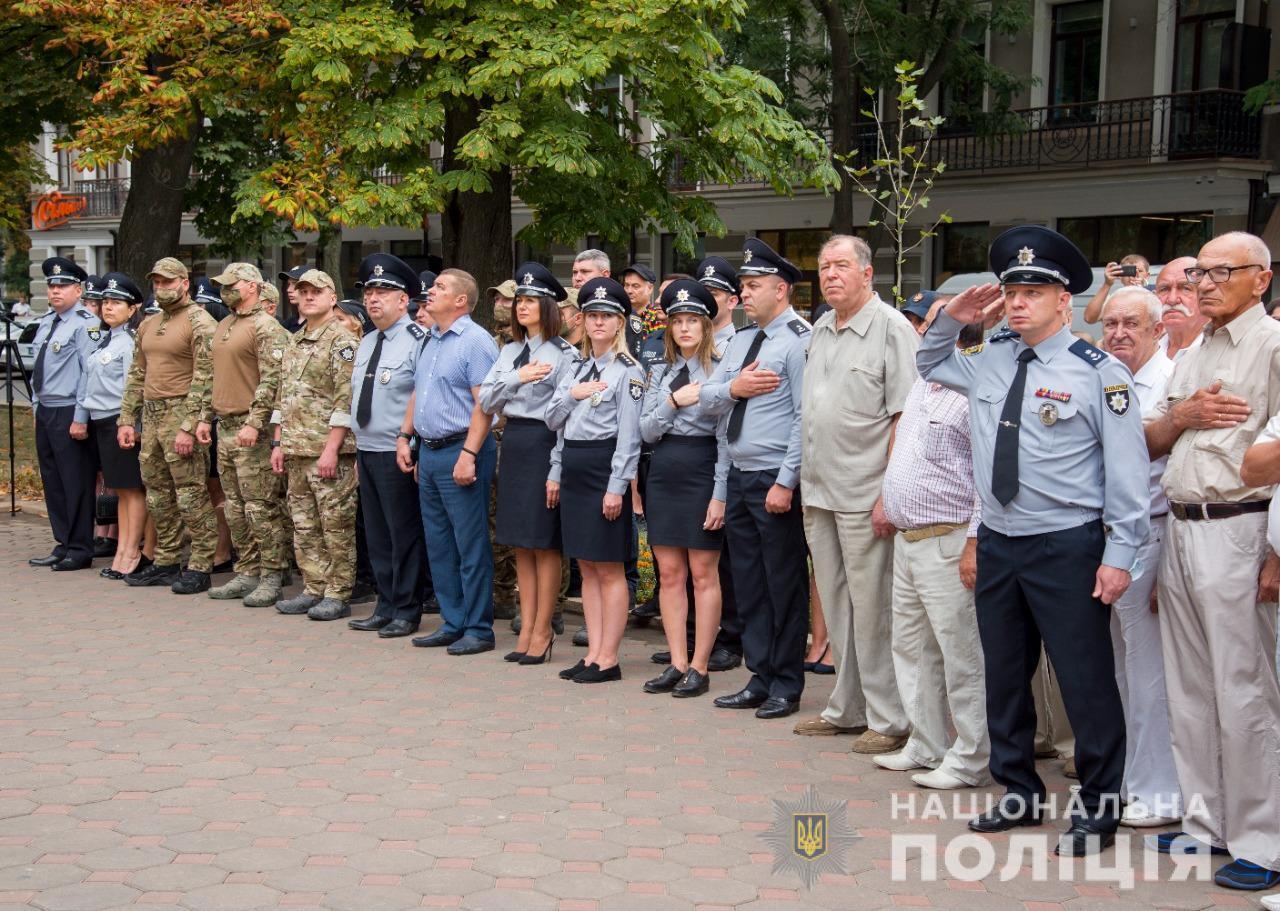 Правоохоронці Одещини вшанували пам’ять загиблих захисників України