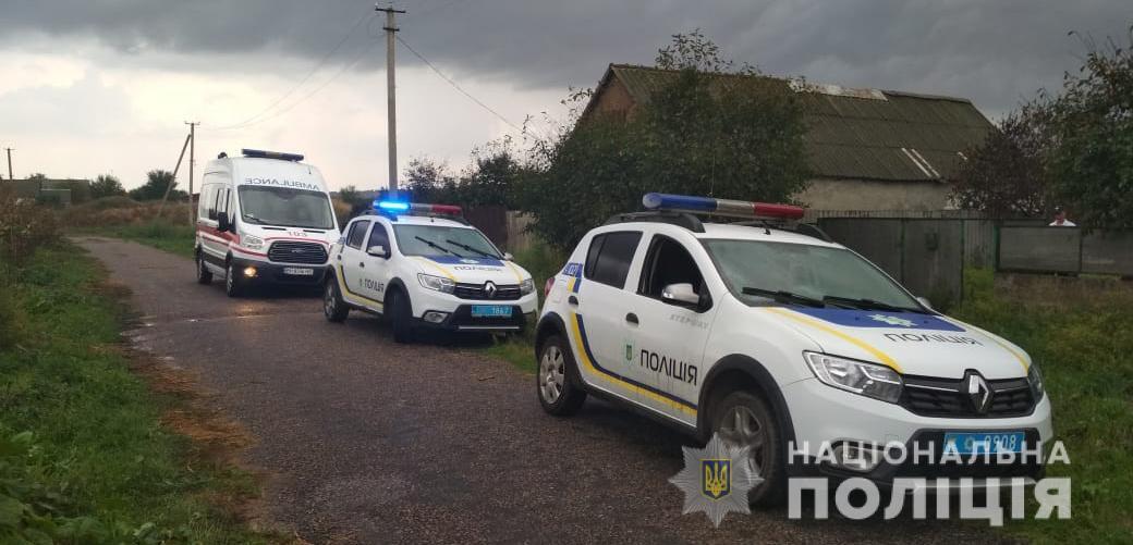Поліцейські Білгород-Дністровського району повернули додому трирічного хлопчика, який загубився