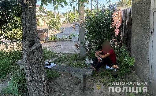 В Одесі поліцейські затримали іноземця, який завдав ножове поранення перехожому