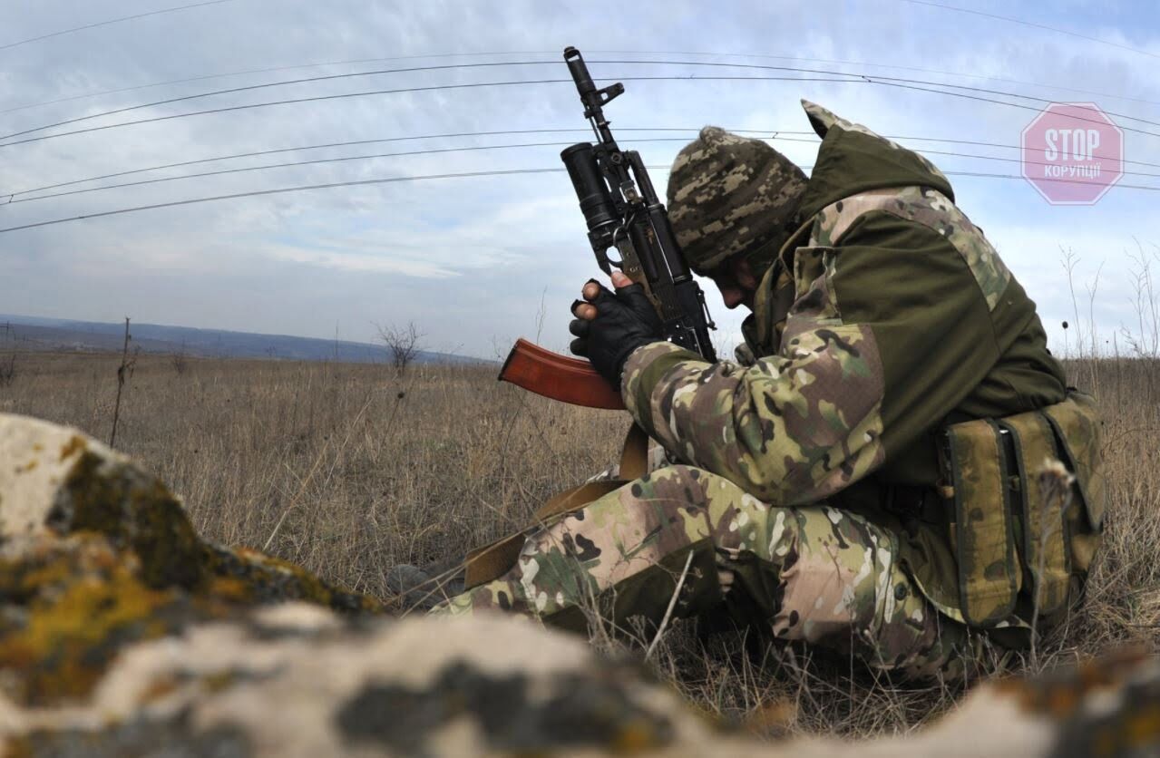  Украинский военный ранен на Донбассе Фото: Военный/Народная Правда
