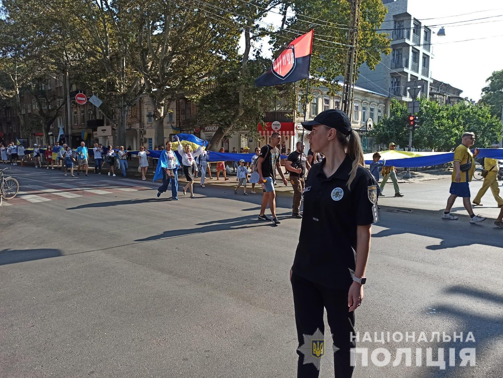Більше 2300 правоохоронців забезпечують правопорядок на Одещині у День Незалежності України