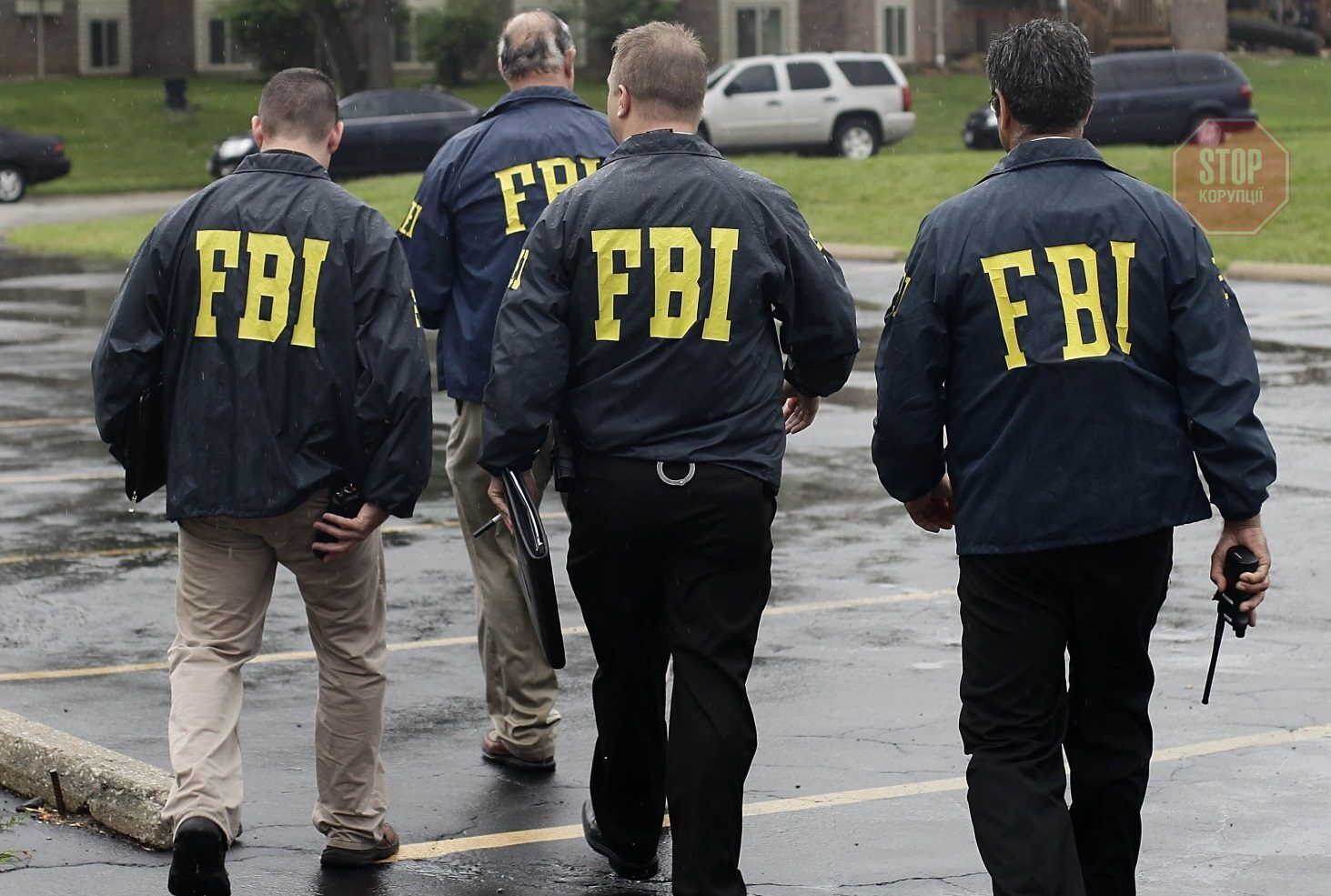  Представники Федерального бюро розслідувань США Фото: Getty Images
