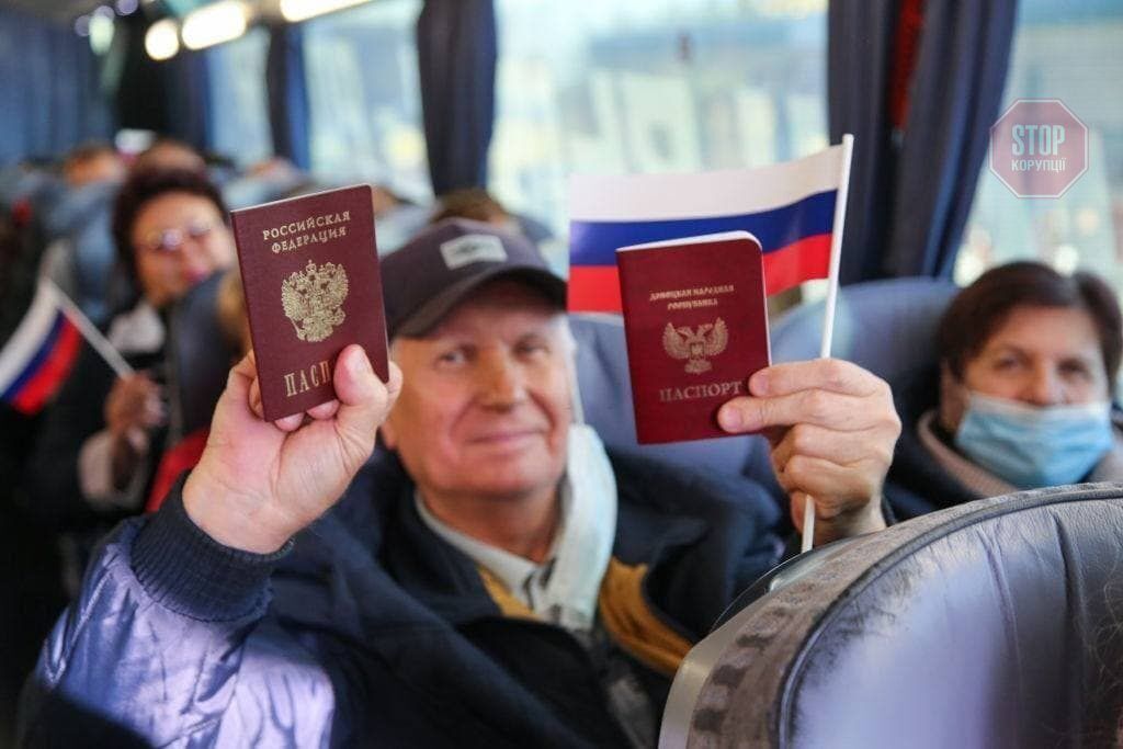  У РФ проходять вибори у Держдуму. Жителів ОРДЛО автобусами звозять в Ростов і інші міста. Фото: Telegram