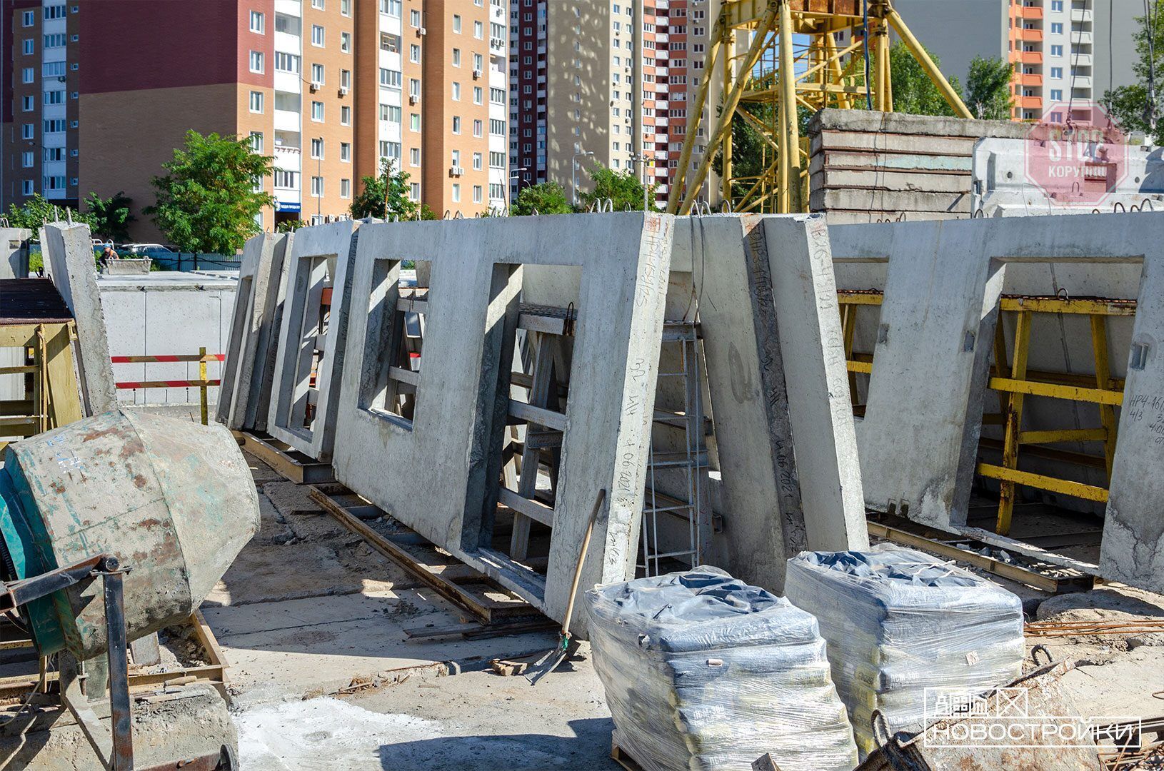  Будівництво ЖК ''Мілос'' на Троєщині Фото: novostroyki.org