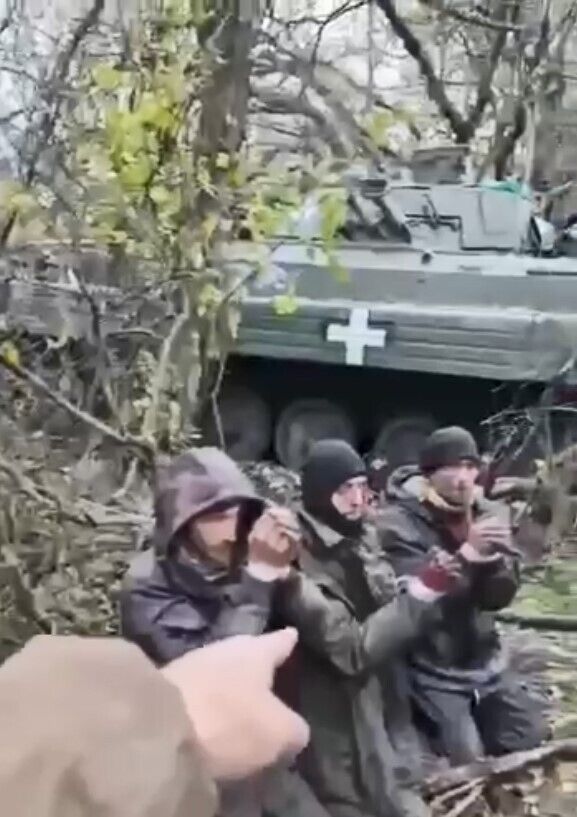 Украинские военные считают пленных россиян