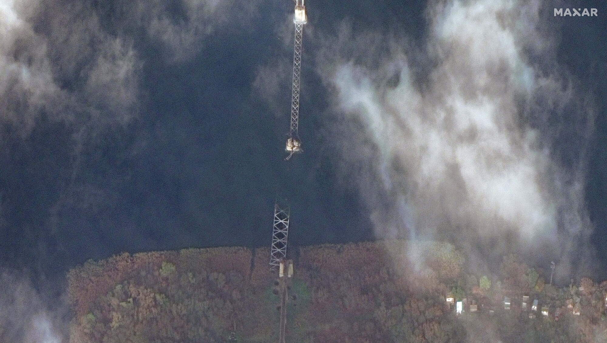 Опубліковано супутникові знімки Антонівського мосту та ще 3-ьох переправ: чи можливий рух ЗСУ (фото)