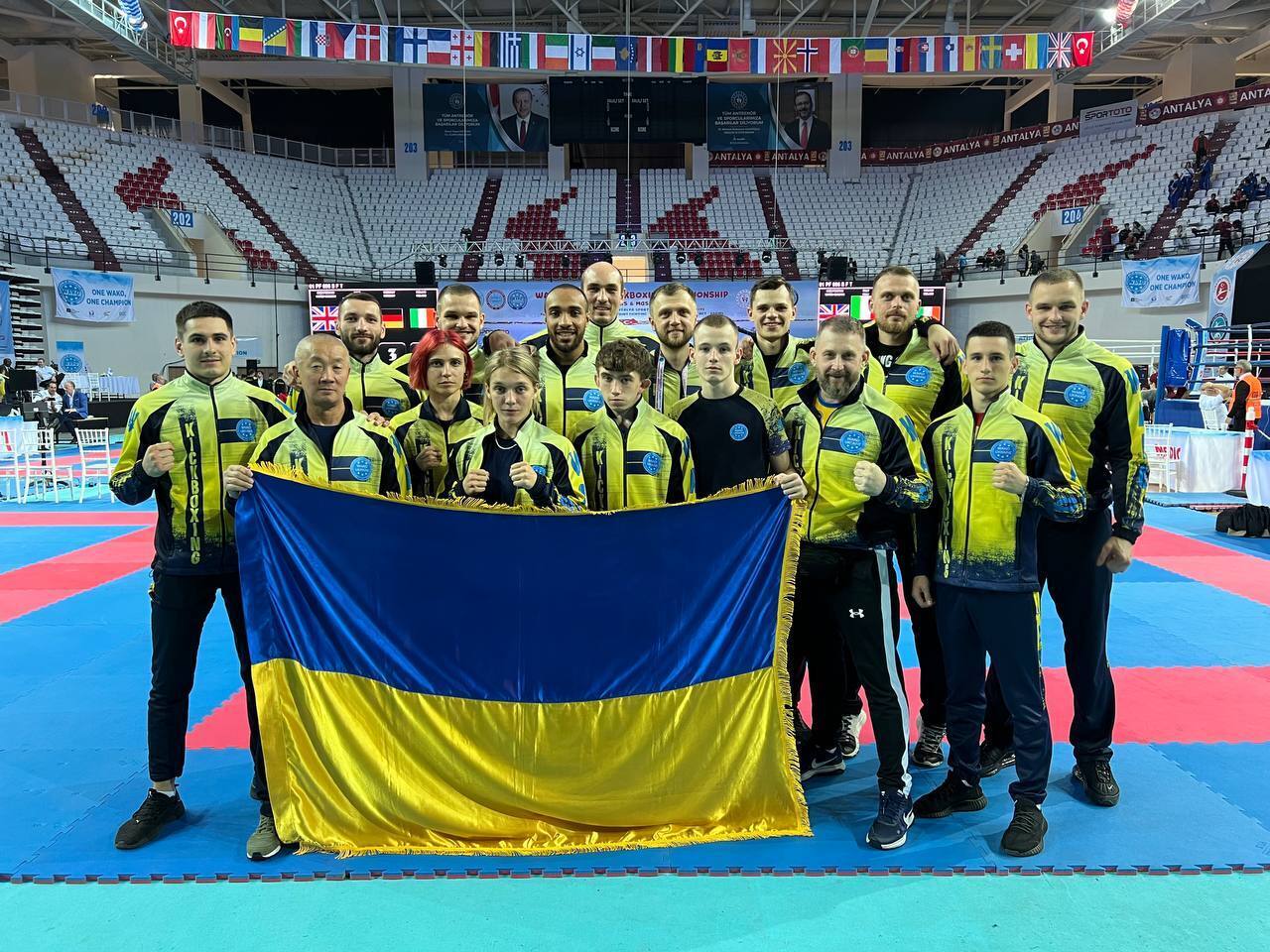 Украинские кикбоксеры достойно выступили на Чемпионате Европы в Анталии