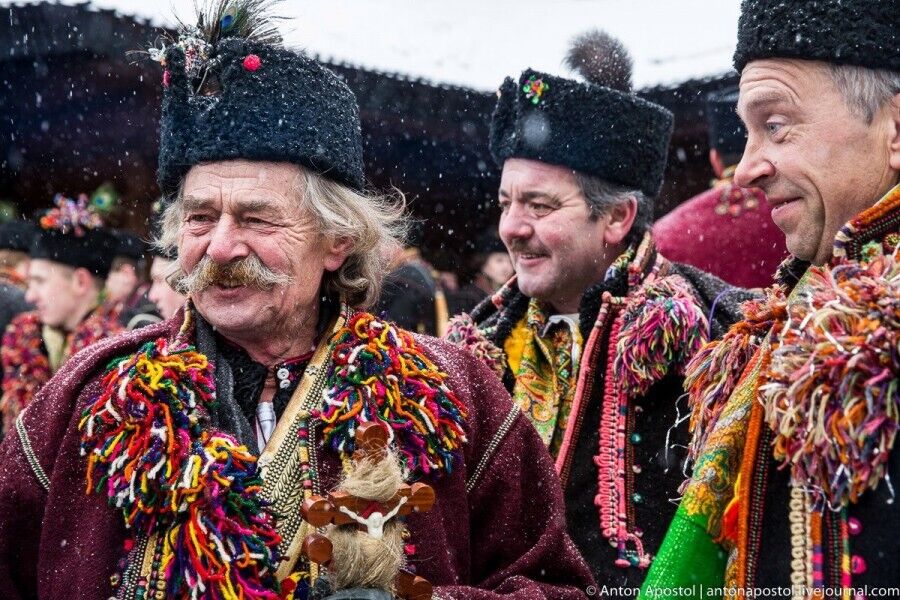 Україна змінює дату Різдва, все, аби не святкувати з росією: деталі 