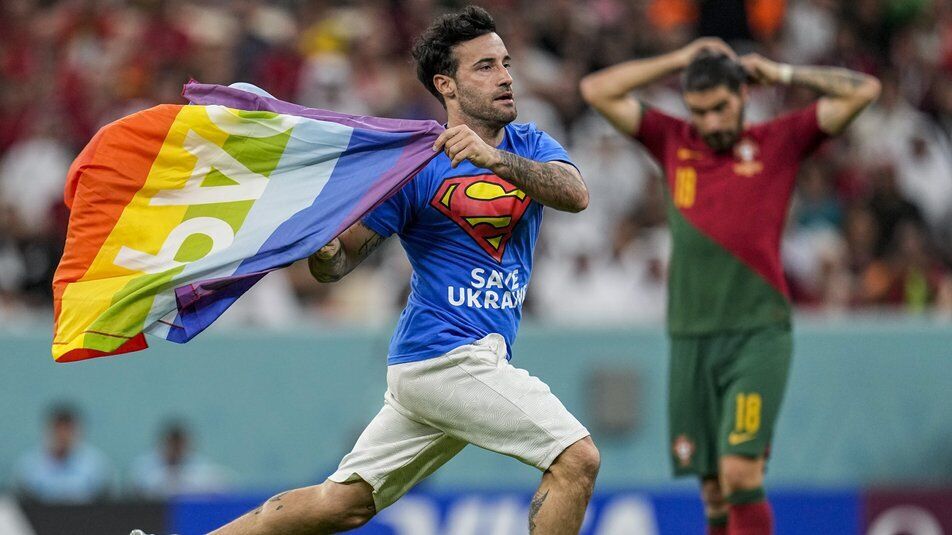 ЧМ-2022 в Катаре: итальянский футболист поддержал Украину (фото)