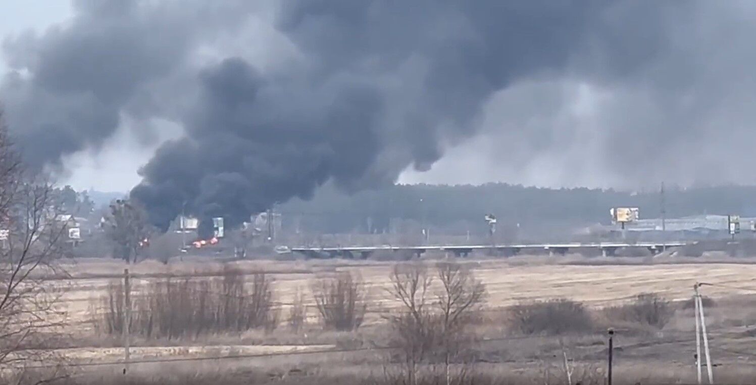 Опубликованы кадры уничтожения колонны СОБР из Кемерово под Ирпенем (видео)