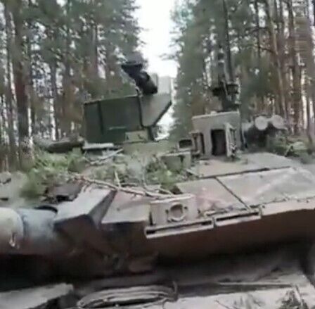 Т-90М ''Прорыв'', затрофеенный неделей ранее