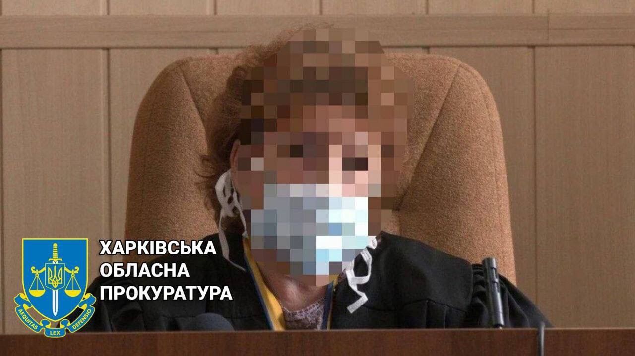 Вступила у змову з російськими загарбниками: очільницю суду на Харківщині підозрюють у держзраді