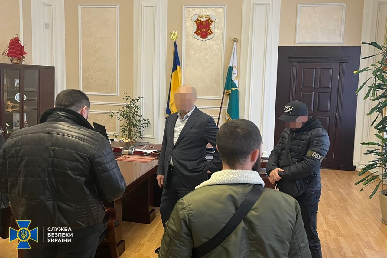 СБУ вручила подозрение одиозному мэру Полтавы Александру Мамаю