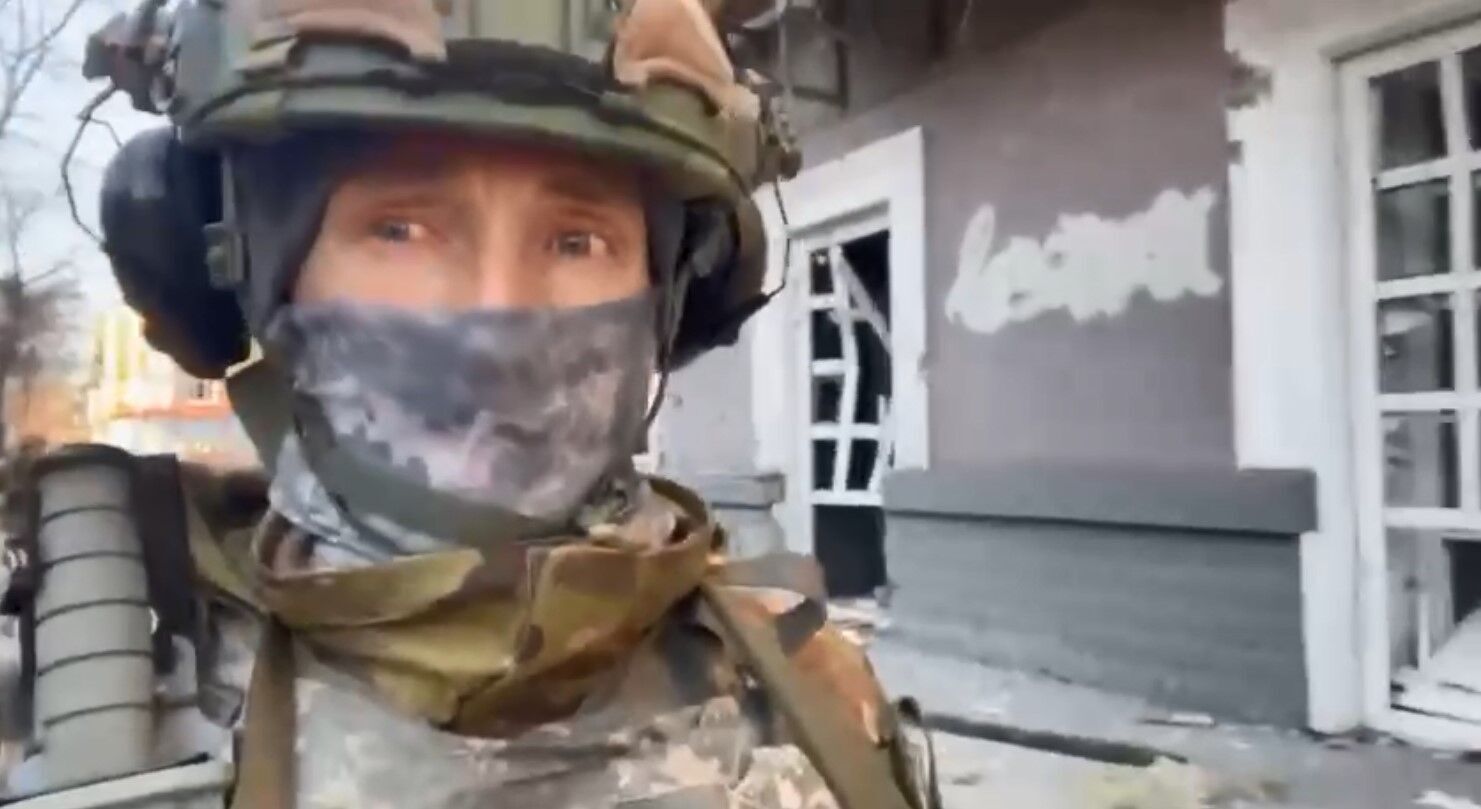 Боєць ЗСУ записав відео у Бахмуті на Донеччині