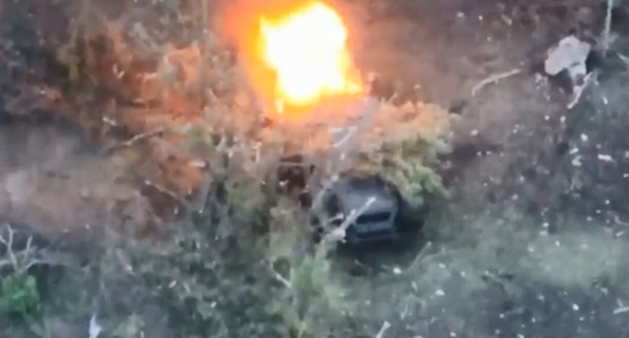 54-я ОМБр подстрелила редкую бронемашину рф КамАЗ-43269 ''Выстрел'' (видео)