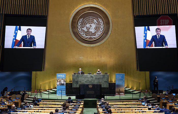  Ілюстративне фото з мережі - Президент Франції Еммануель Макрон на засіданні Ассемблеї ООН