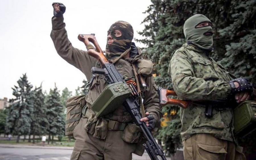 Терористи обстріляли гуманітарний конвой Червоного хреста на Донбасі Фото з відкритих джерел
