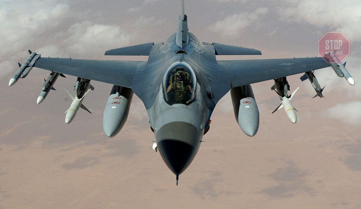 Легкий винищувач F-16, який використовується армією Польщі. Ілюстративне фото з мережі