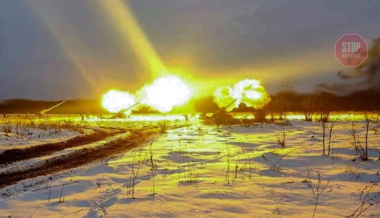  Українські гармати на позиціях, дають відсіч ворогу. Фото: Facebook