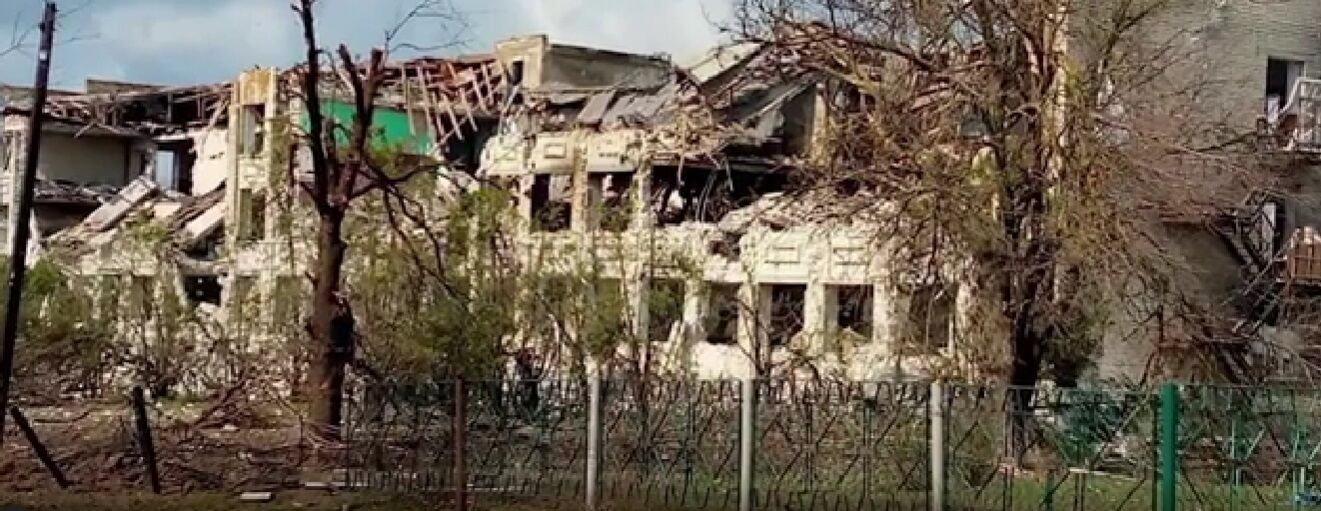 Разрушенная школа Херсон
