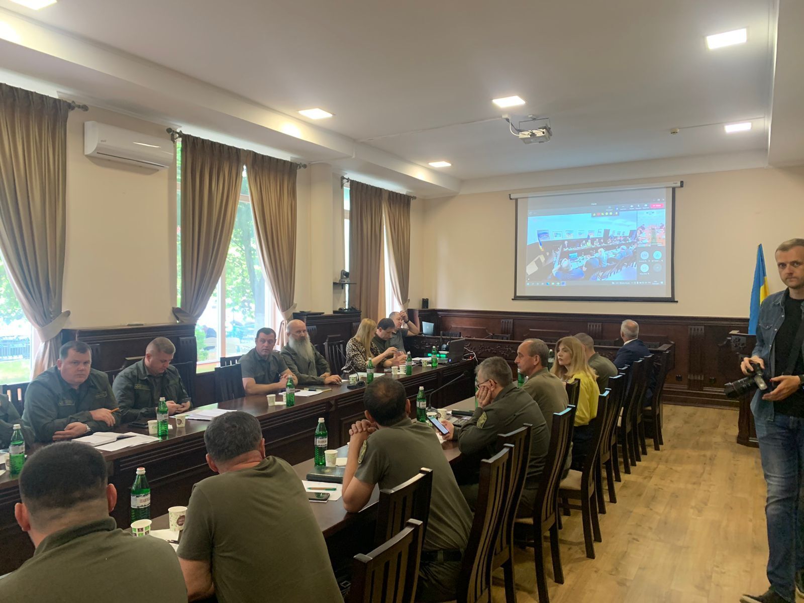 25 мая руководитель Государственного агентства лесных ресурсов Юрий Болоховец провел круглый стол в Закарпатье.
