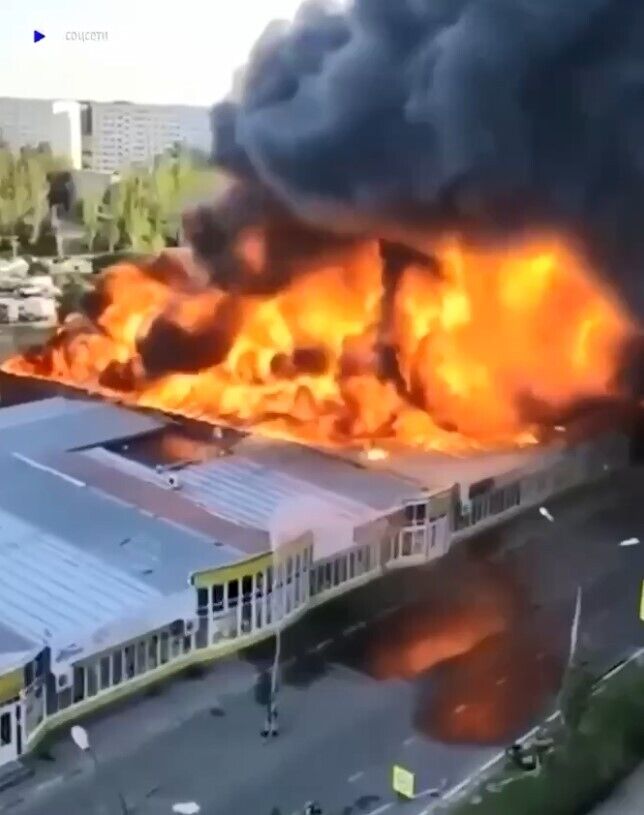 Пожар на рынке города Волжское