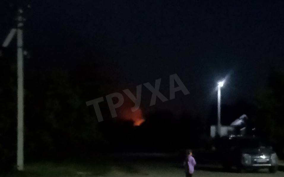 Вечерний пожар в районе Любимовки (станция Заветное)