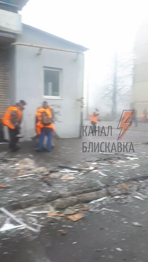 Опубликованы кадры из Никополя: снаряд рф ударил по 9-тиэтажкам (видео)