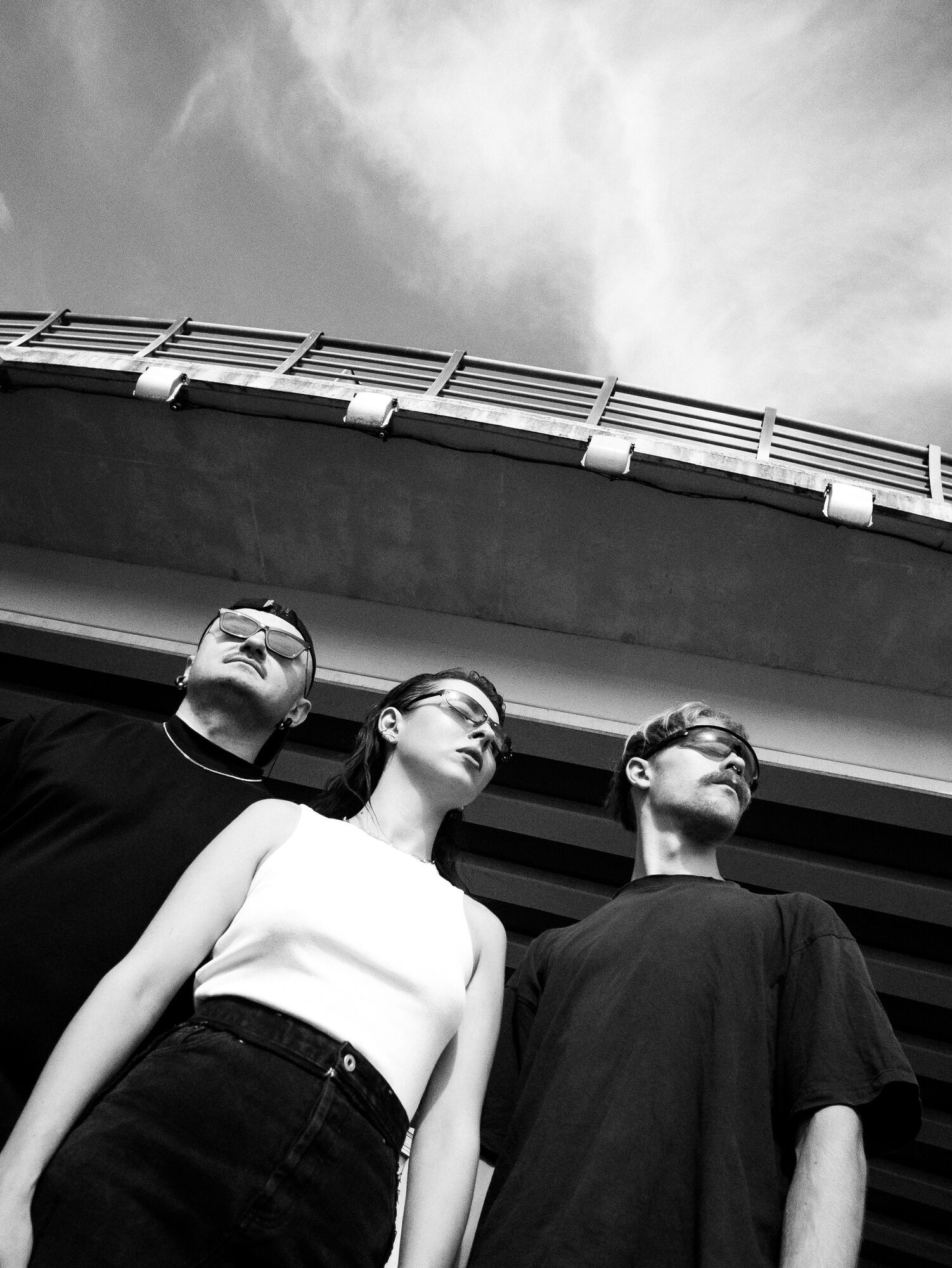 Группа ''Тонка'' представит трек ''Ты только мгновение'' и видеоклип на него