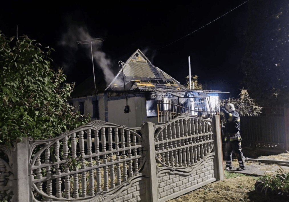 Вогонь забрав життя двох чоловіків: на Київщині горіли будинки