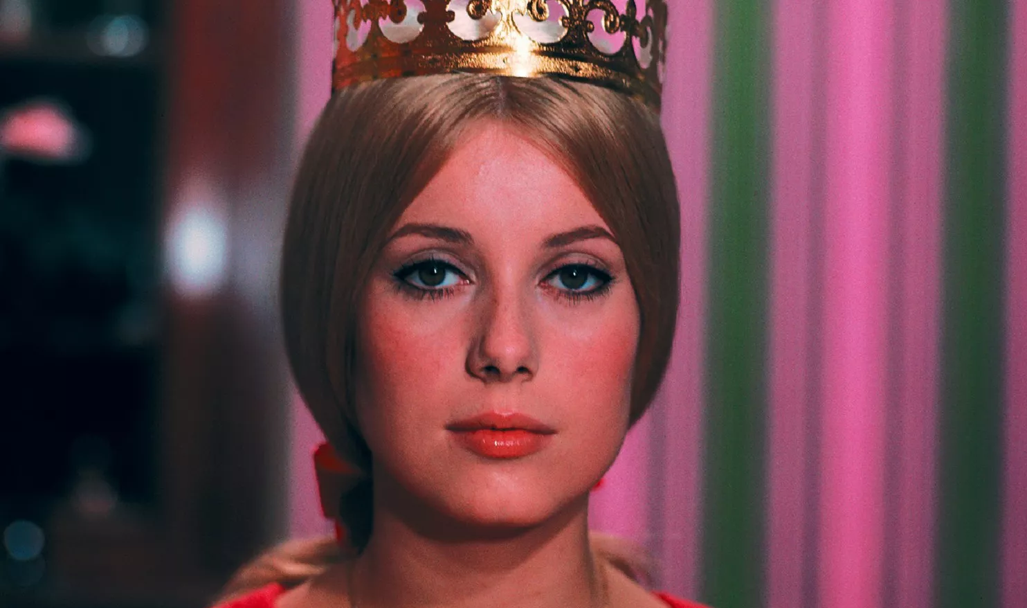 Катрин Денев