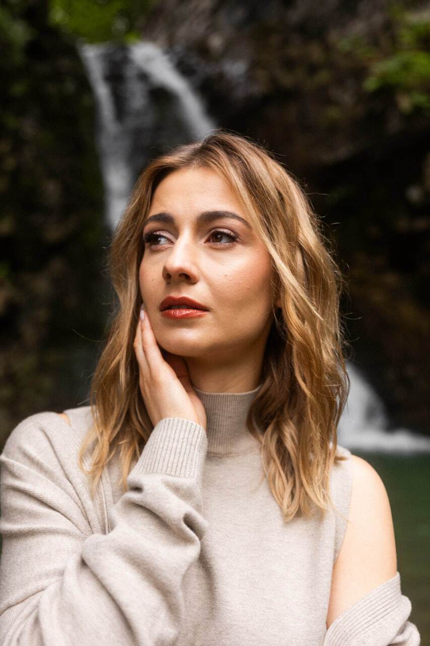 Певица Родзынка