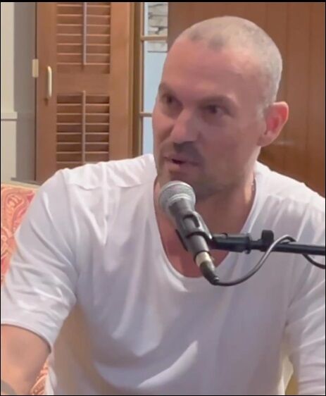 Браян Остін Грін розповів про ''невідому'' для нього територію виховання сина-гея Кассіуса