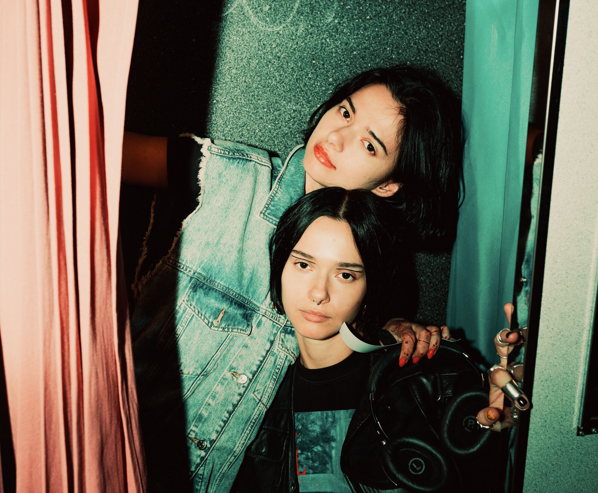 украинские близнецы Bloom Twins