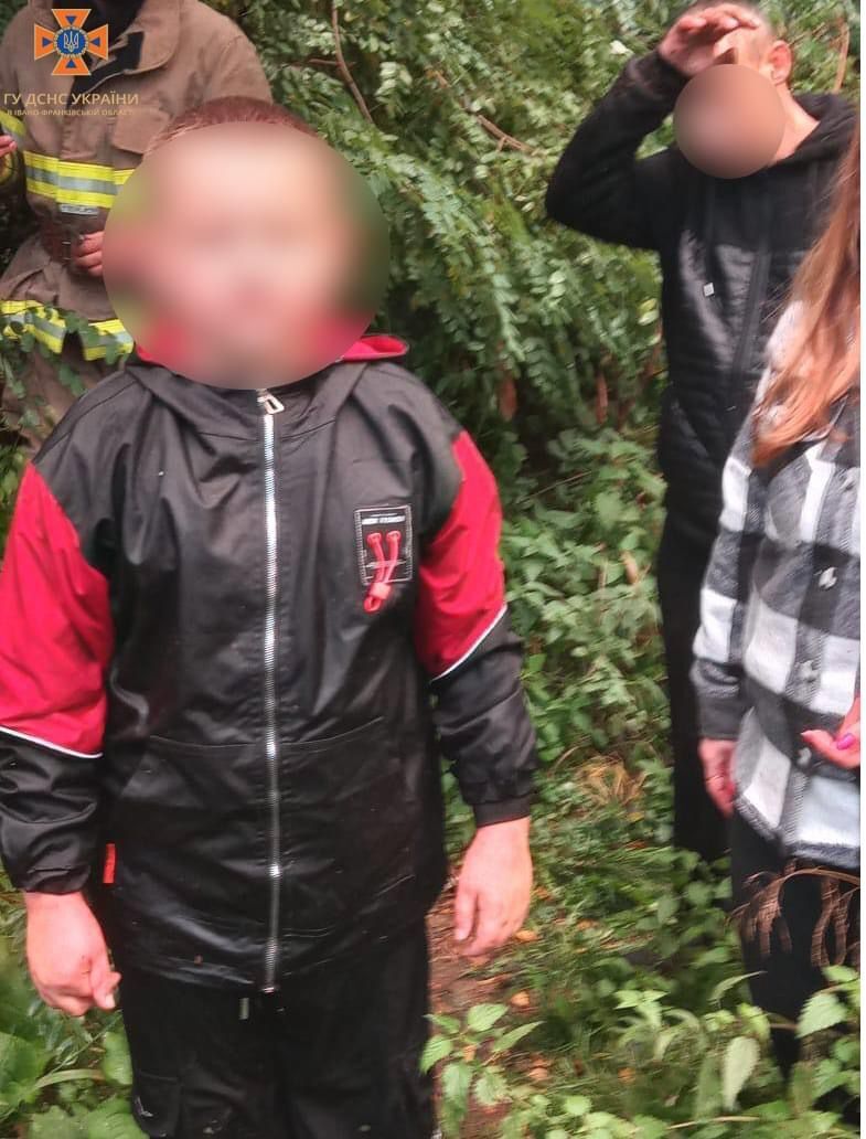 В місті Яремче у водоспад Пробій впала дитина