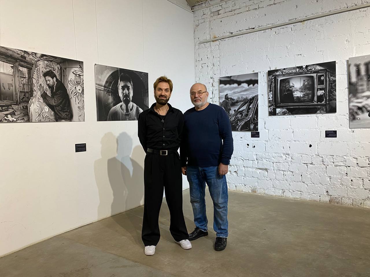 Співак EL Кравчук і співзасновник експозиції Борис Гриньов